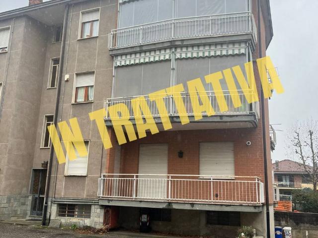 2-room flat in Viale Cappuccini 25, Chieri - Photo 1