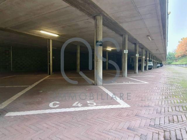 Car parking slot in Corso Giulio Cesare 338, Torino - Photo 1