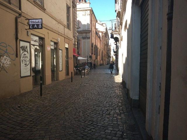 Negozio in Via San Dalmazzo 4, Torino - Foto 1