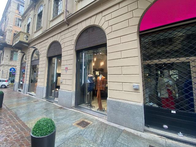 Negozio in Via Giuseppe Mazzini 6, Torino - Foto 1