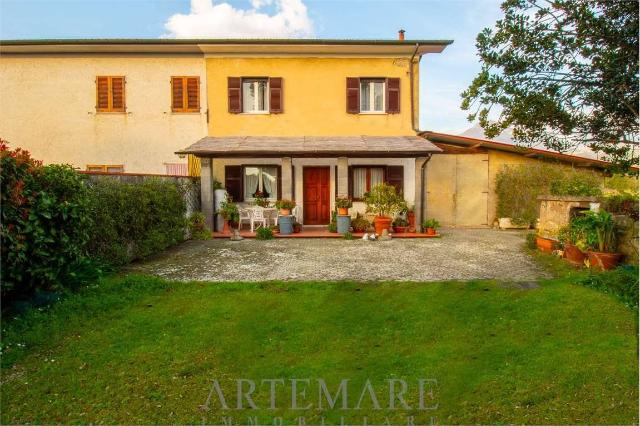 Country house or cottage in Via Spirito Santo, Pietrasanta - Photo 1