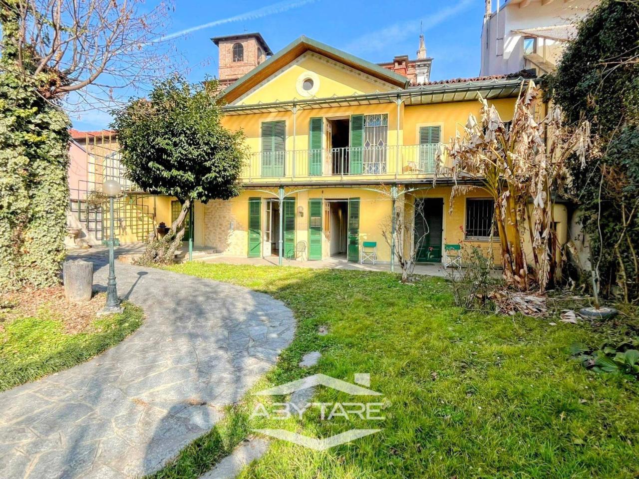 Villa in vendita a Carignano