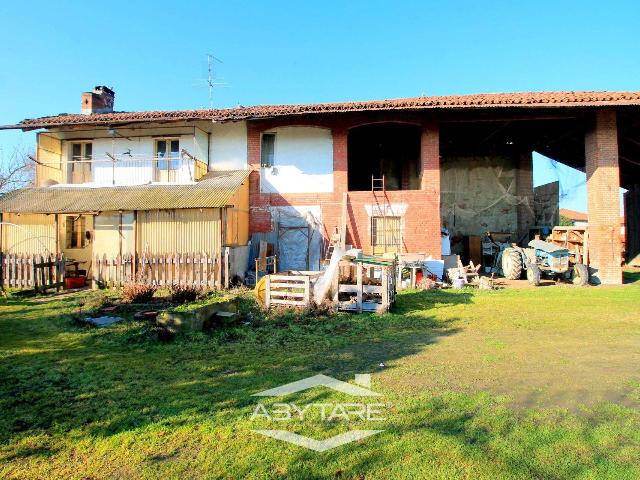 Country house or cottage in Borgata Brassi 47, Carignano - Photo 1