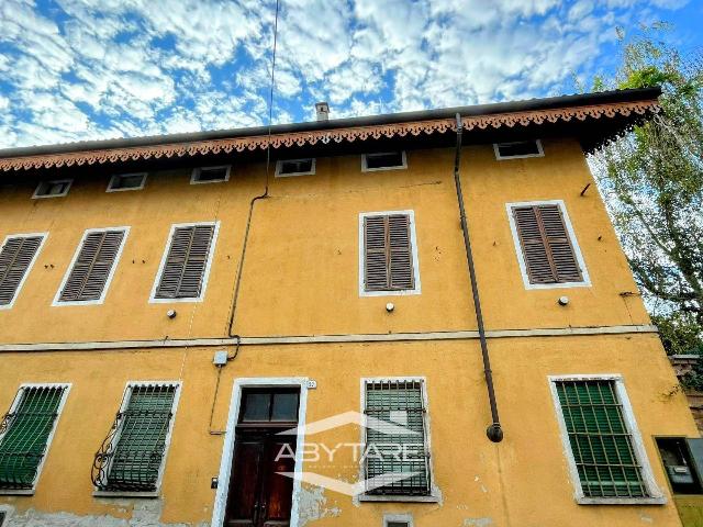 2-room flat in Via Principe di Carignano 37, Carignano - Photo 1