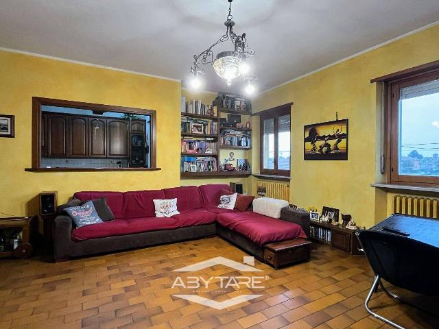 4-room flat in Via Armando Diaz 38/B, Carignano - Photo 1