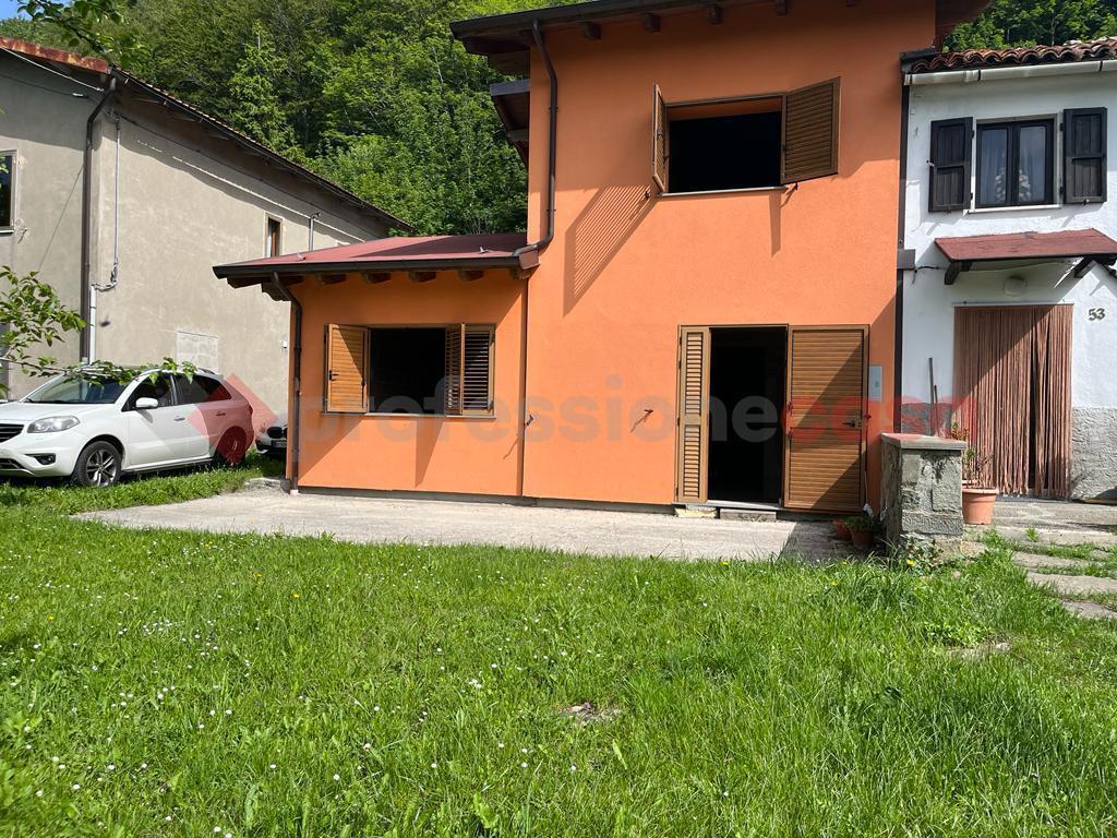 Villa in vendita a Castiglione Di Garfagnana