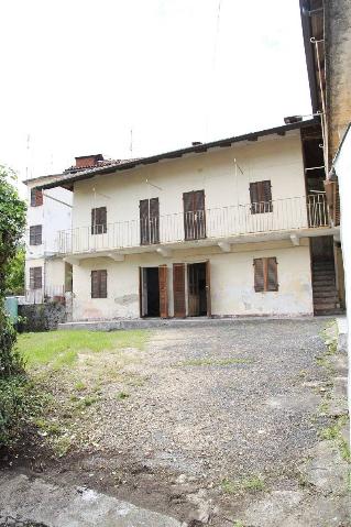 Mansion in Borgata Pontepietra 50, Giaveno - Photo 1