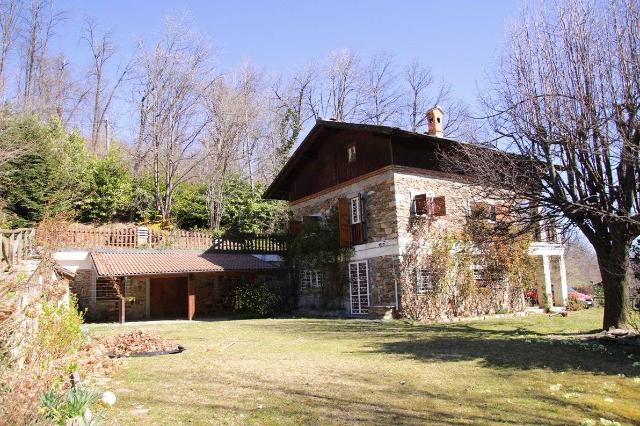 Mansion in Borgata Prafieul 18, Giaveno - Photo 1