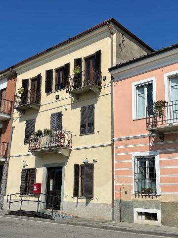 4-room flat in Piazza Francesco Rovere 3, Castagneto Po - Photo 1