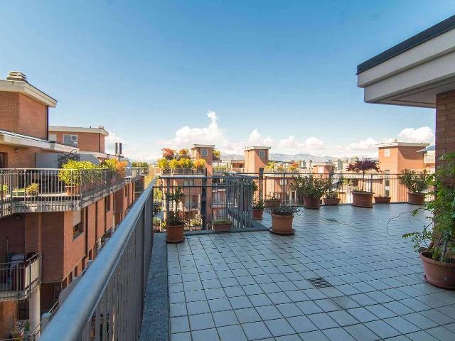 Penthouse in Via Antonello da Messina, Torino - Photo 1