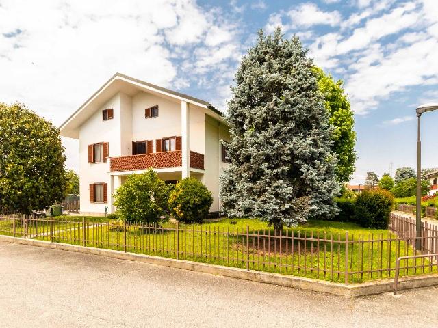 Terraced house in Strada Tagliaferro 38, Moncalieri - Photo 1