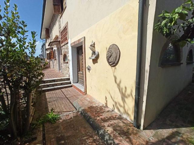 Mansion in Via Nino Bixio, Viareggio - Photo 1