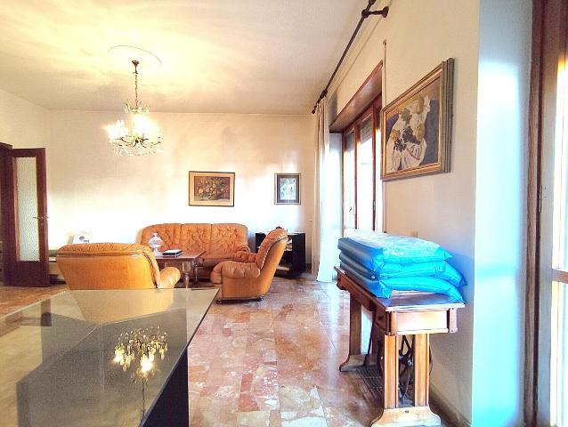 Apartament in {3}, - Photo 1