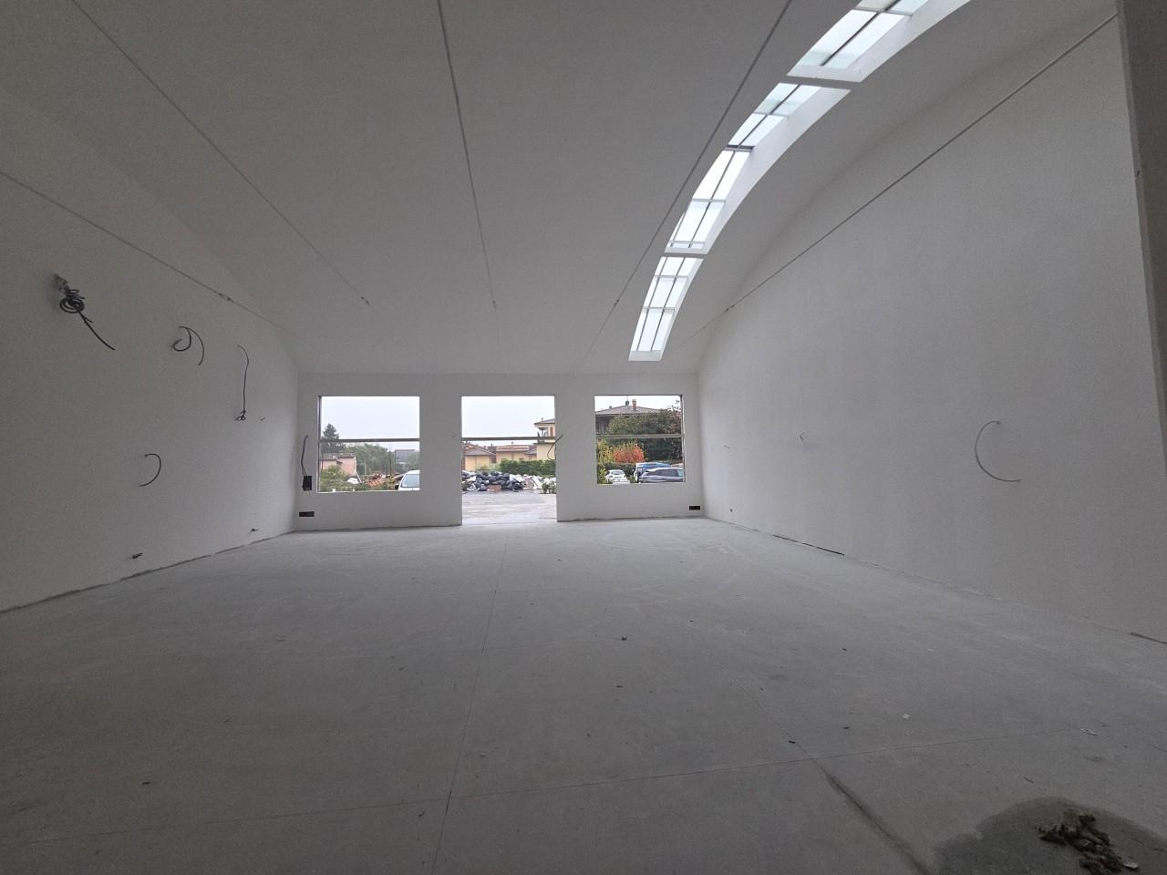 Palazzina commerciale in , Pistoia, {3} - Foto 2