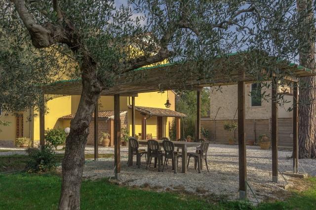 Country house or cottage, Massarosa - Photo 1