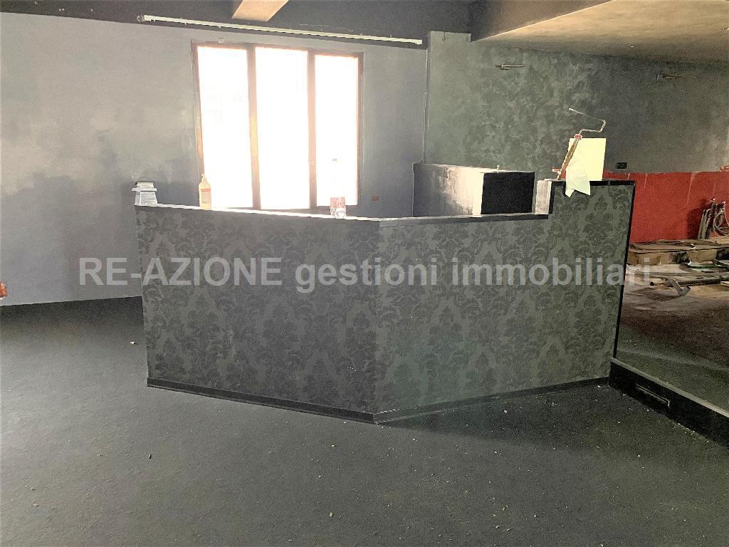 Locale commerciale in , Vicenza, {3} - Foto 2