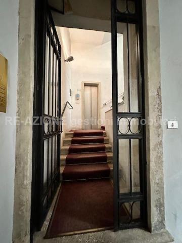 2-room flat in Piazza Biade, Vicenza - Photo 1