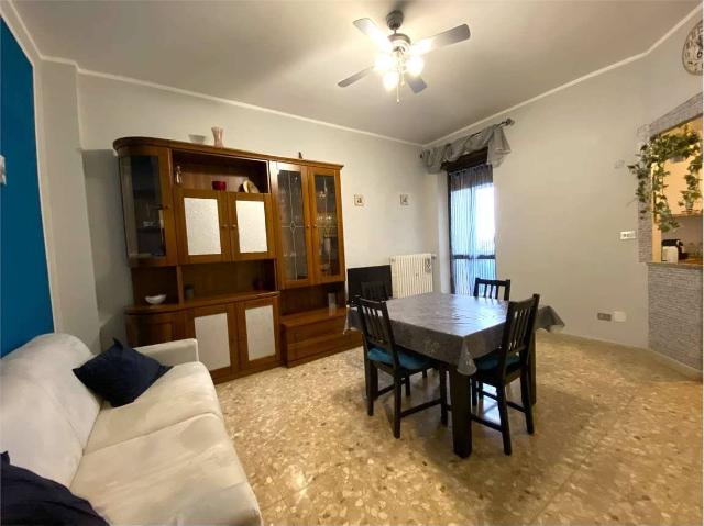 2-room flat, Pianezza - Photo 1