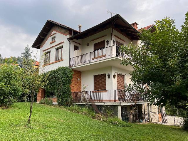 Villa in Via Giorgio Davico 36, Pinerolo - Foto 1