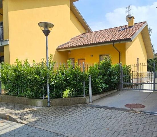 Villa a schiera in Strada Carignano, Moncalieri - Foto 1