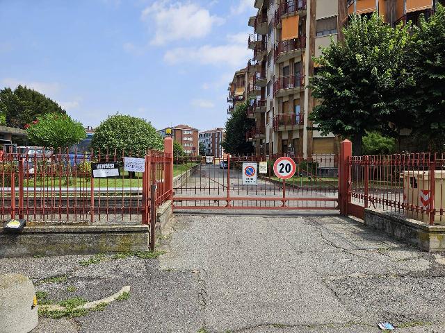 Garage or car box in Via Giordano Bruno 4, Moncalieri - Photo 1