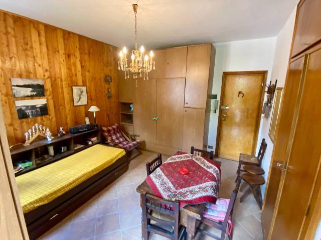 One-room flat in Viale della Vittoria 52, Bardonecchia - Photo 1