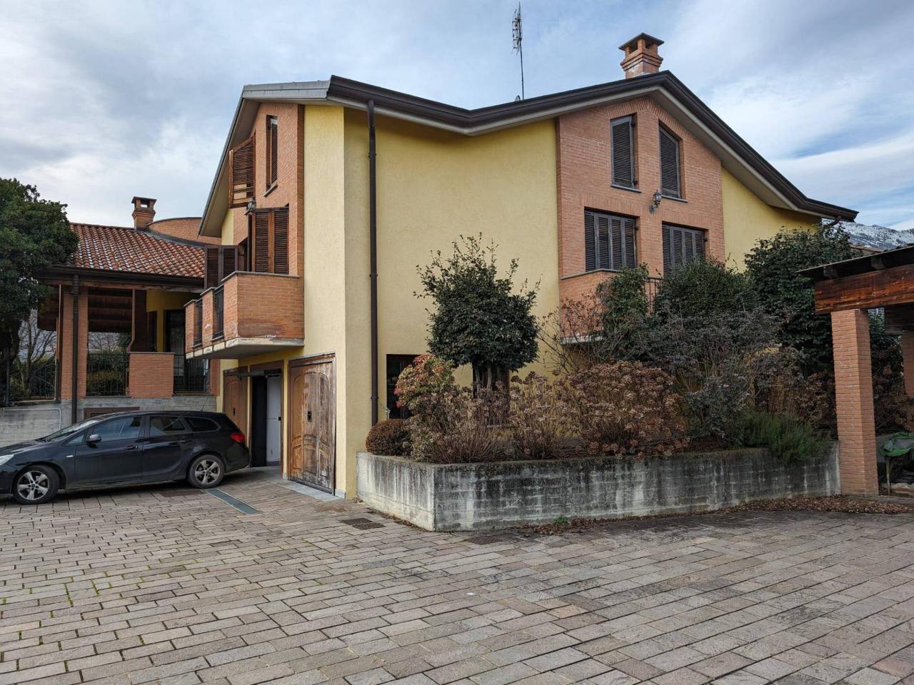 Villa in vendita a Forno Canavese