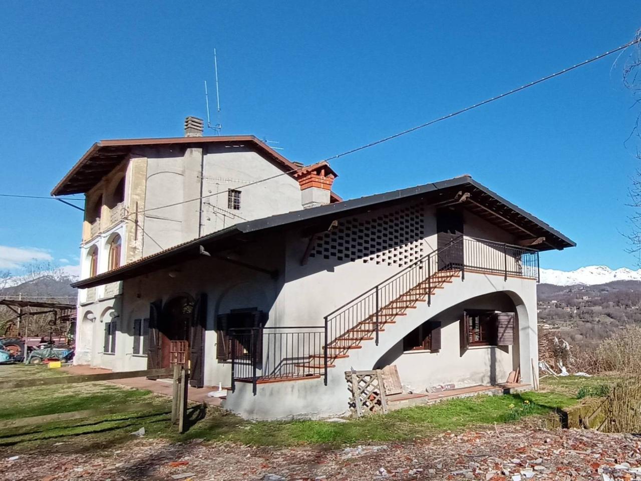 Villa in vendita a Torre Canavese