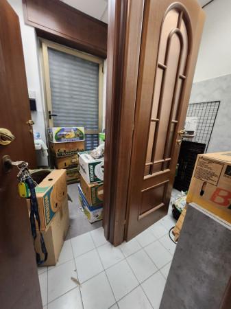 Negozio in Via Angelo Brofferio 7, Moncalieri, {3} - Foto 2