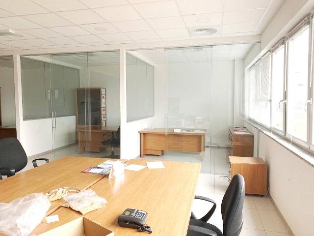 Shared office in {3}, Strada Carignano - Photo 1