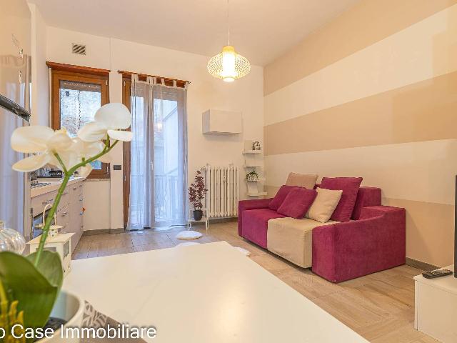 2-room flat in Via 4 Novembre 14, Strambino - Photo 1