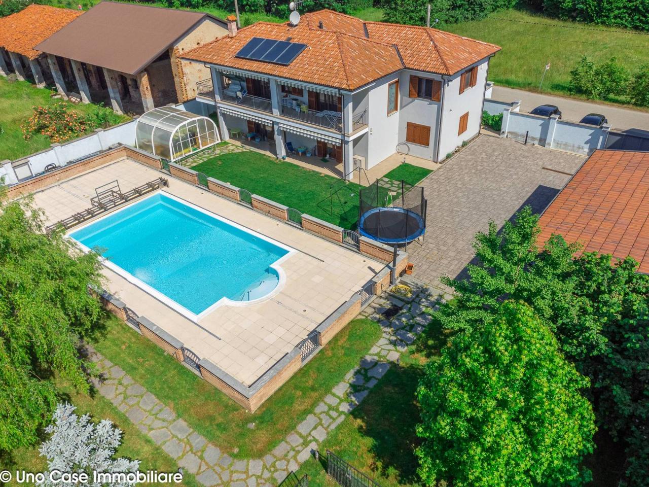 Villa in vendita a Romano Canavese