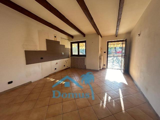 2-room flat in Piazza Garibaldi, Pinerolo - Photo 1