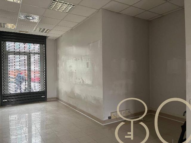 Shared office in Via Volvinio 26, Milano - Photo 1