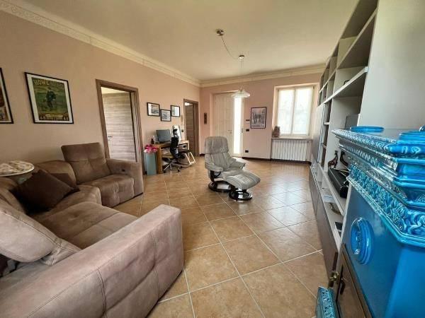 4-room flat in Via Roma, Pavone Canavese - Photo 1