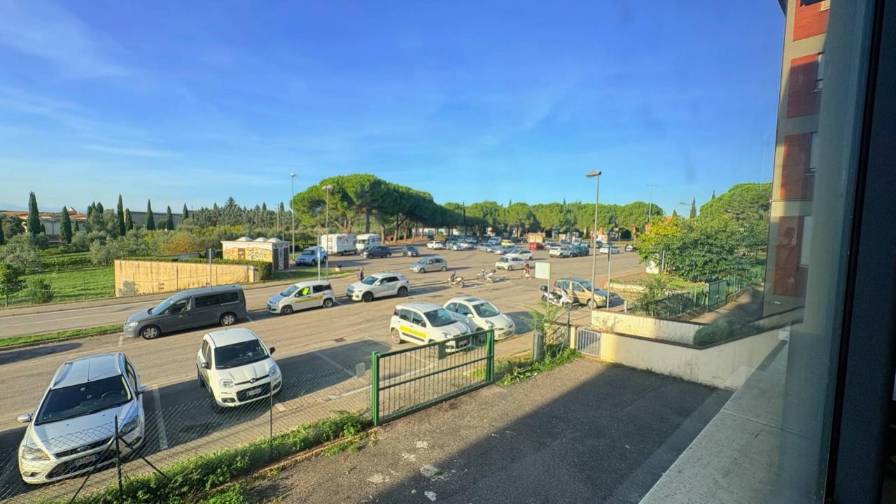 Negozio in Viale Risorgimento 39, Montespertoli, {3} - Foto 1