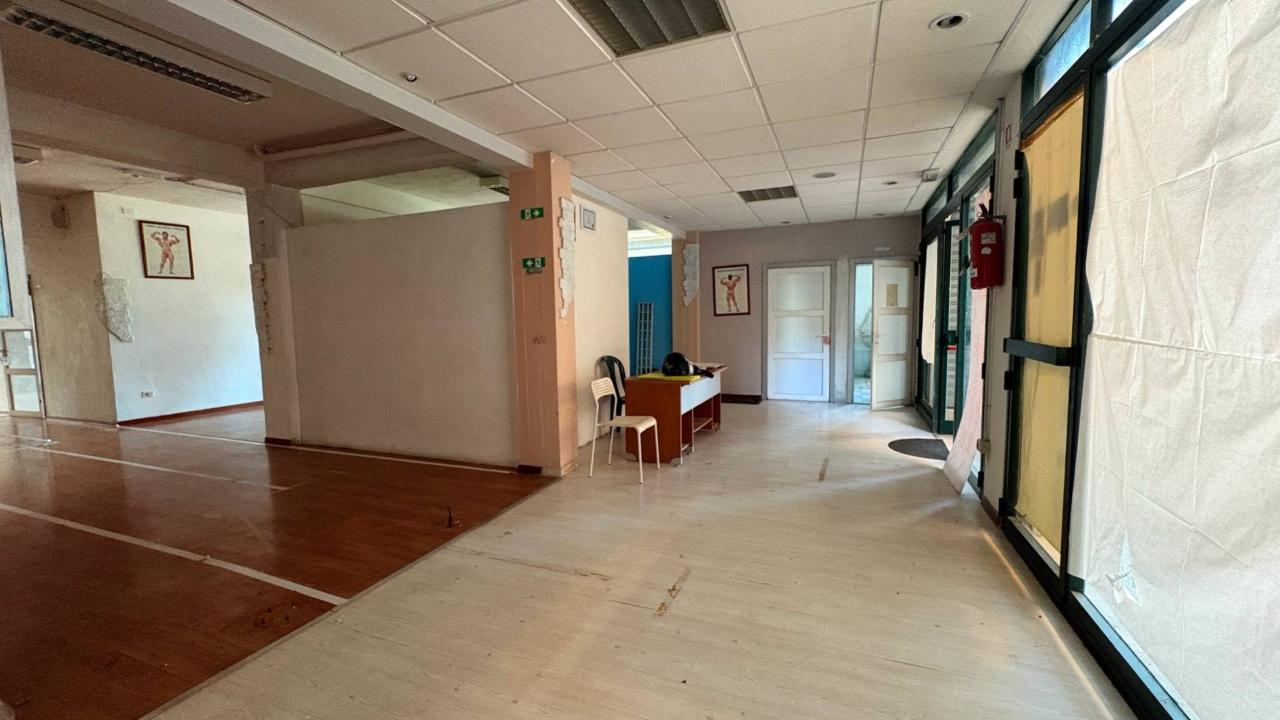Negozio in Viale Risorgimento 39, Montespertoli, {3} - Foto 2
