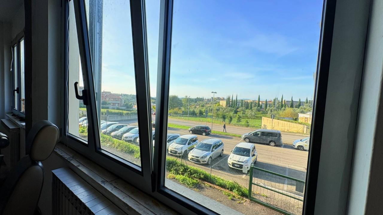 Negozio in Viale Risorgimento 39, Montespertoli, {3} - Foto 2