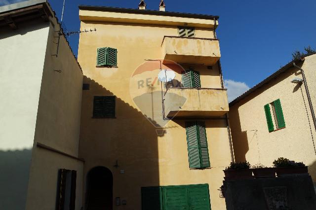 Detached house, Foligno - Photo 1