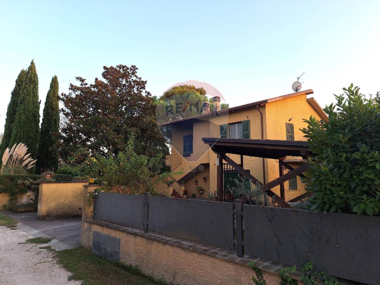 Villa in vendita a Foligno
