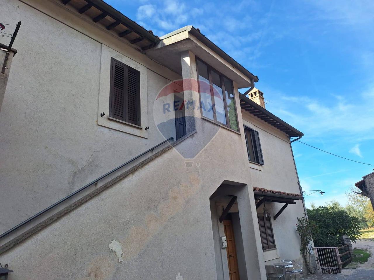 Casa indipendente in vendita a Trevi