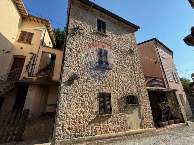 Detached house in Vocabolo Boschetto Snc, Nocera Umbra - Photo 1