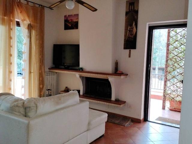 Villa in Via Santa Lucia, Bassano Romano - Foto 1