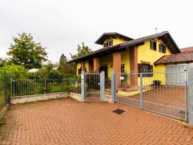 Villa in Via Vittorio Veneto 49, Santena - Foto 1