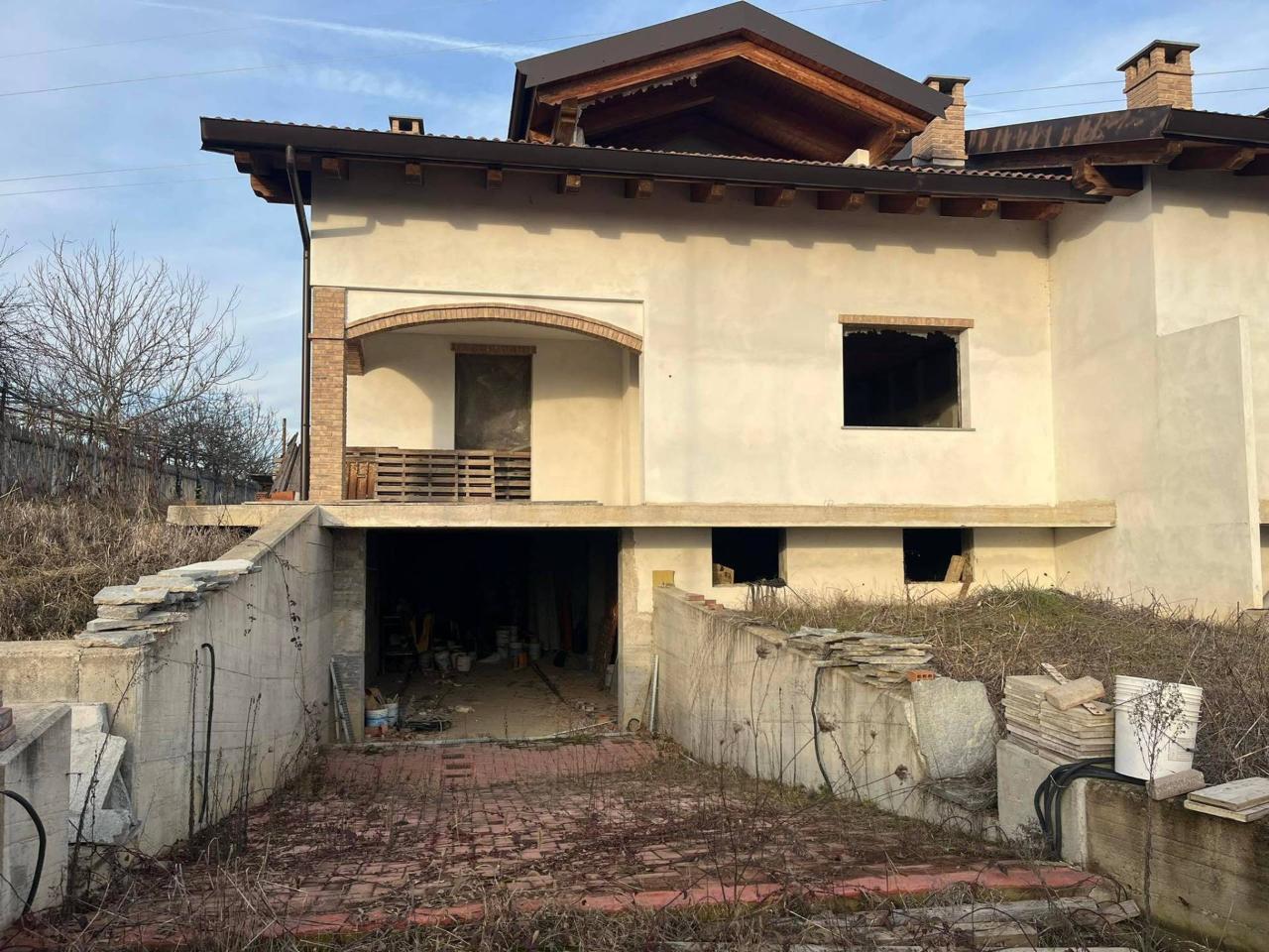 Villa in vendita a Pralormo