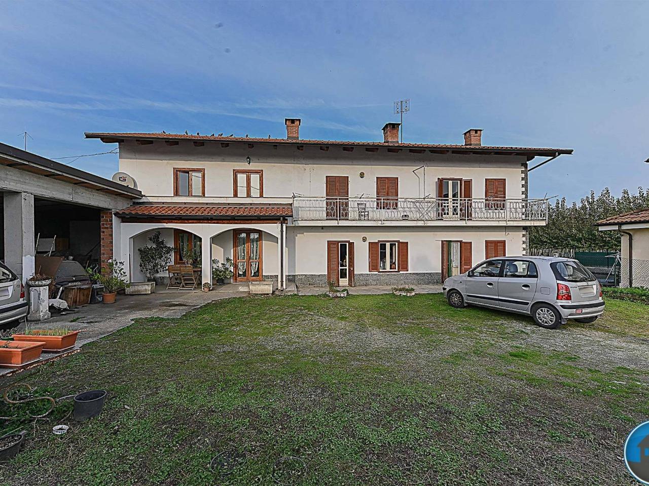 Villa in vendita a Cavour