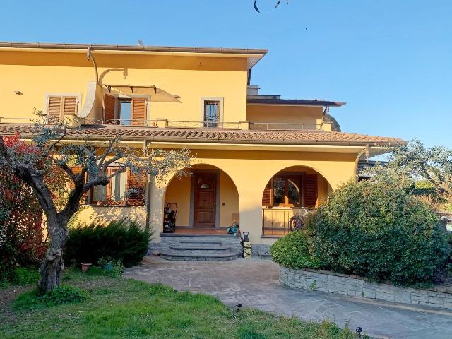 Two-family villa, Montignoso - Photo 1