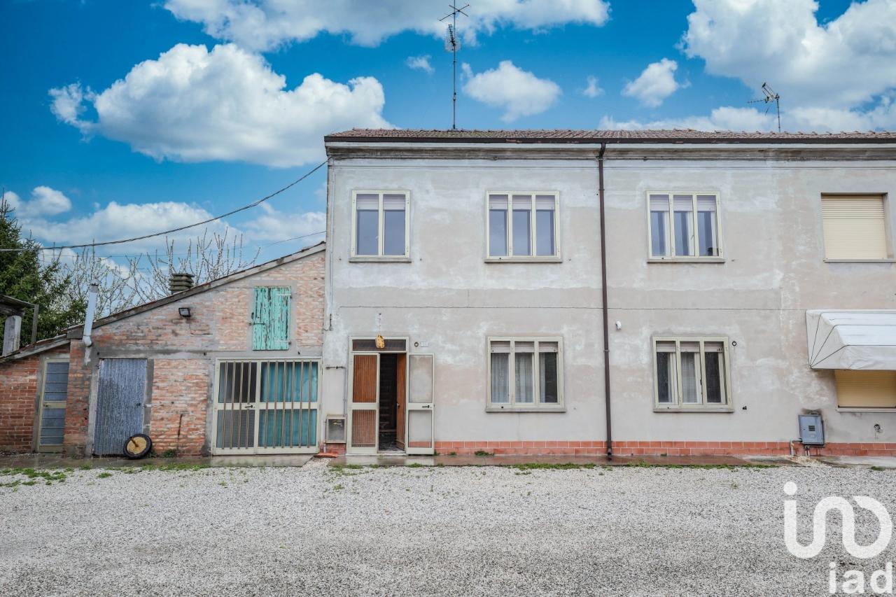 Villa in vendita a Ostellato