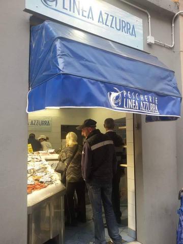 Shop in Via Cornigliano 51, Genova - Photo 1