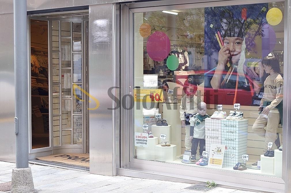 Negozio in Via Mazzini Giuseppe 3, Settimo Torinese, {3} - Foto 2